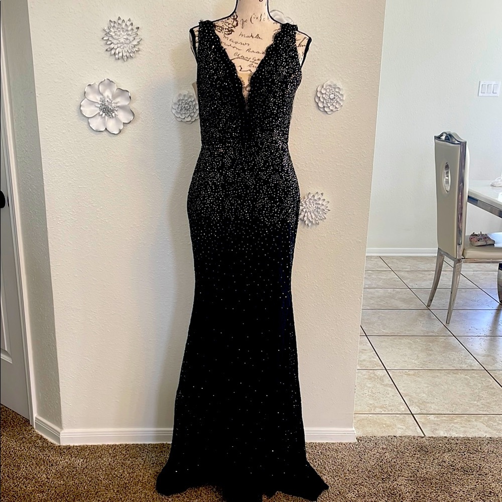 Elegant Black Evening Gown
